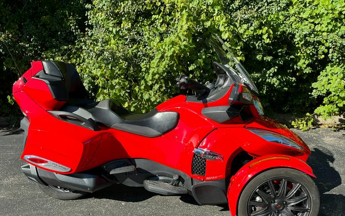 2013 Can-Am Spyder® RT-S SE5