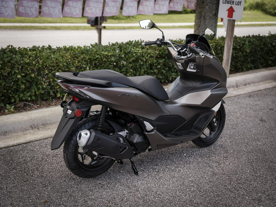 2023 Honda® PCX