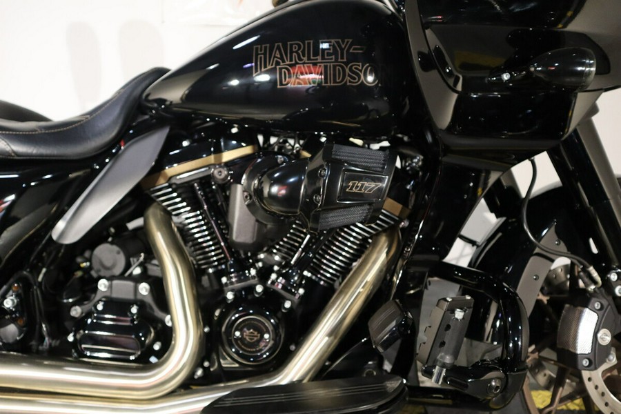 2022 Harley-Davidson Road Glide ST Vivid Black