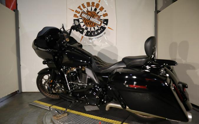 2022 Harley-Davidson Road Glide ST Vivid Black