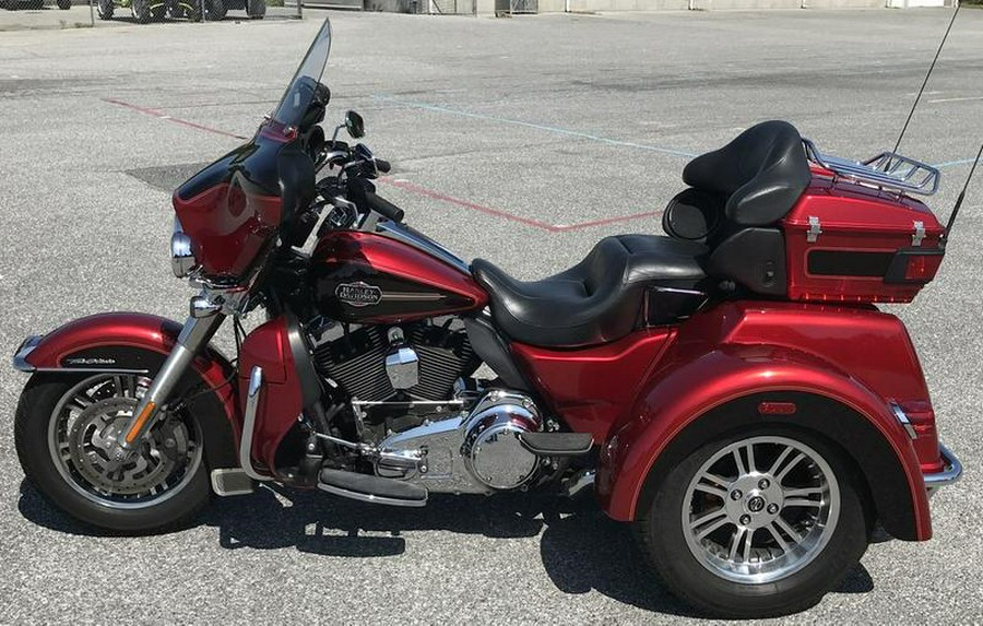 2012 Harley-Davidson® FLHTCUTG - Tri Glide® Ultra Classic®