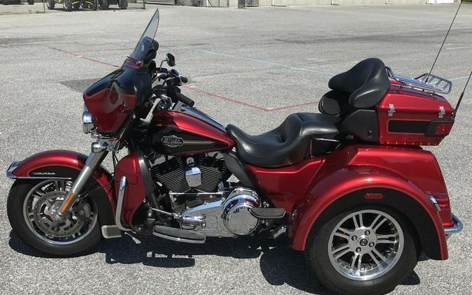 2012 Harley-Davidson® FLHTCUTG - Tri Glide® Ultra Classic®