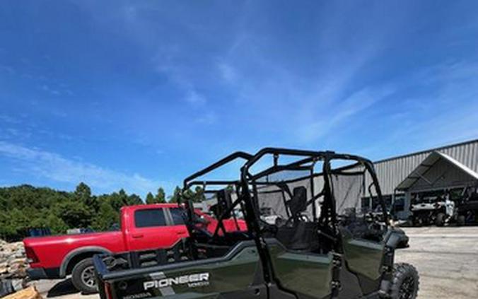 2025 Honda PIONEER 1000-6 DELUXE CREW