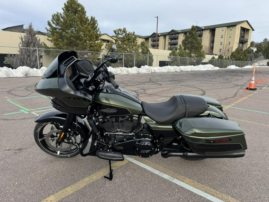 2026 Road Glide®