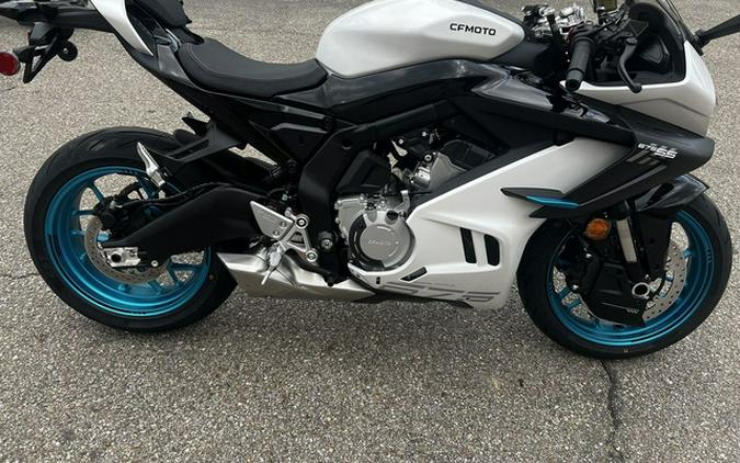 2025 CFMOTO 675SS