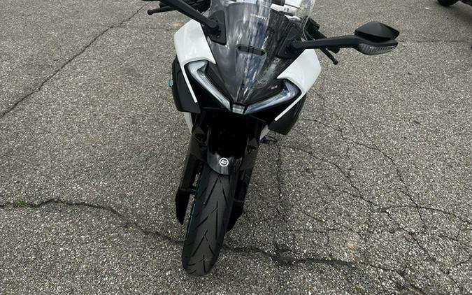 2025 CFMOTO 675SS