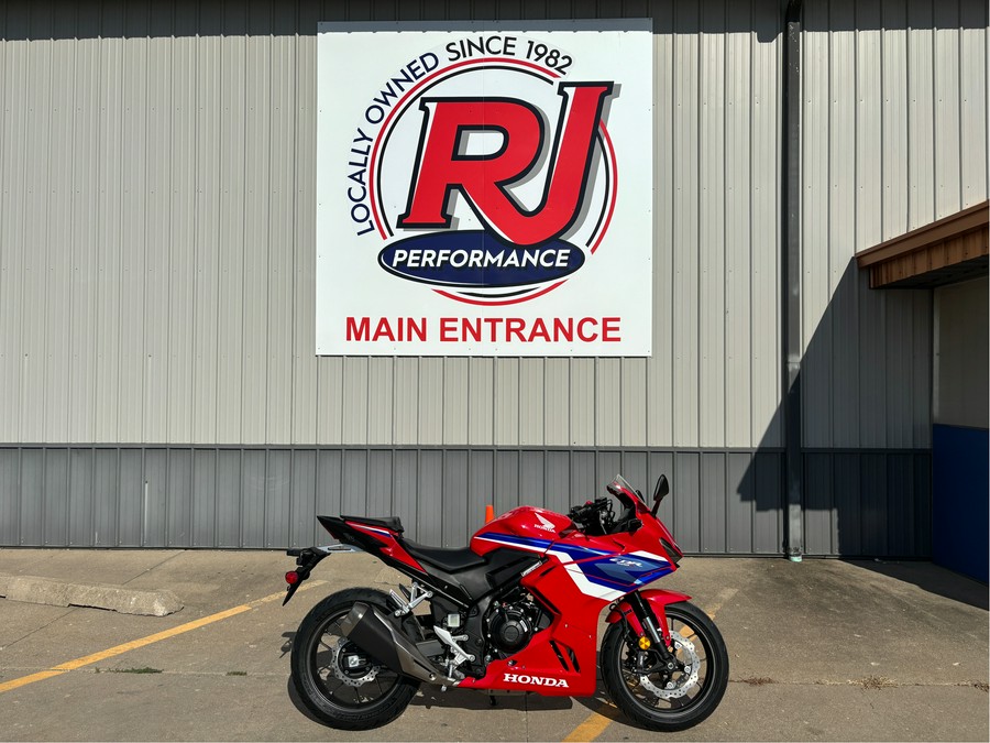 2025 Honda CBR500R