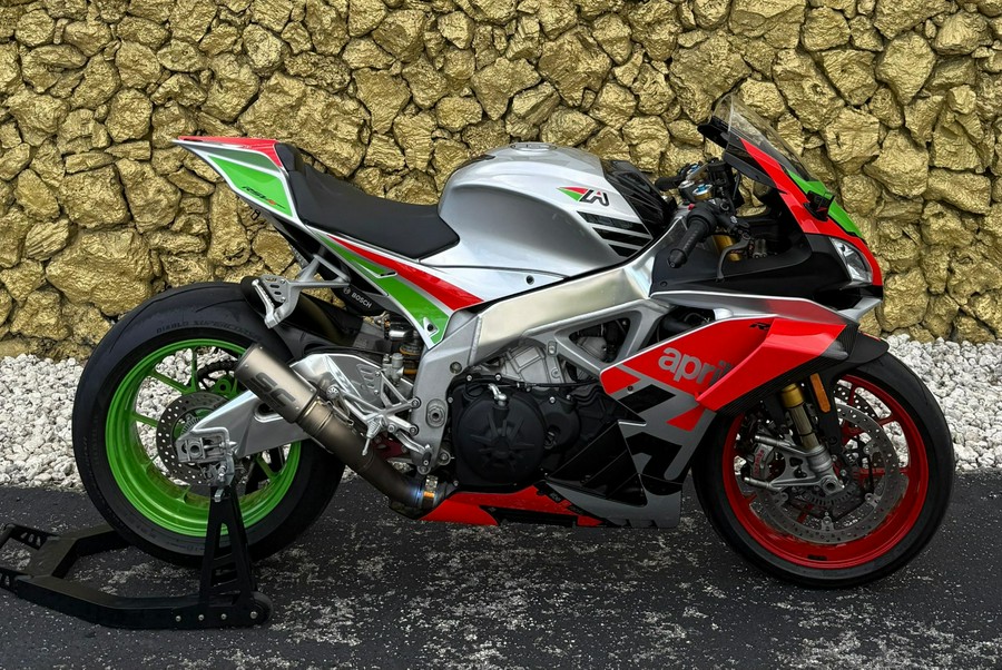 2018 Aprilia RSV4 RF LE