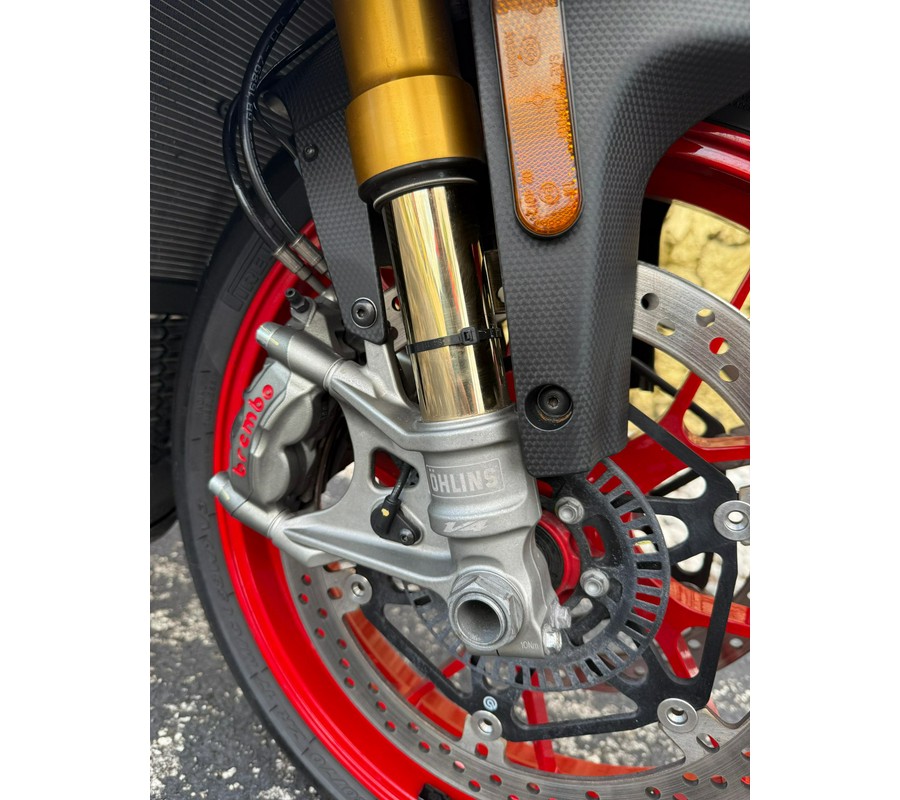 2018 Aprilia RSV4 RF LE