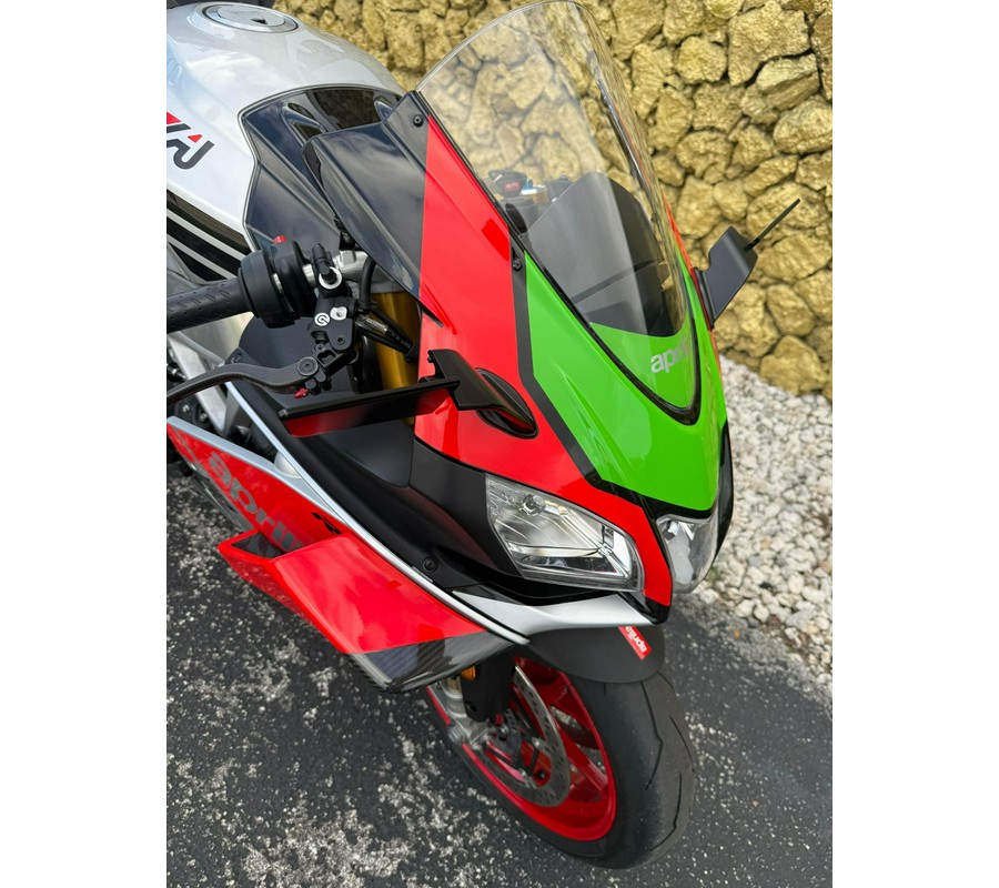 2018 Aprilia RSV4 RF LE