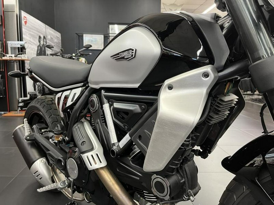 2023 Ducati Scrambler Next-Gen Icon Thrilling Black