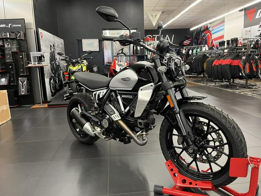 2023 Ducati Scrambler Next-Gen Icon Thrilling Black