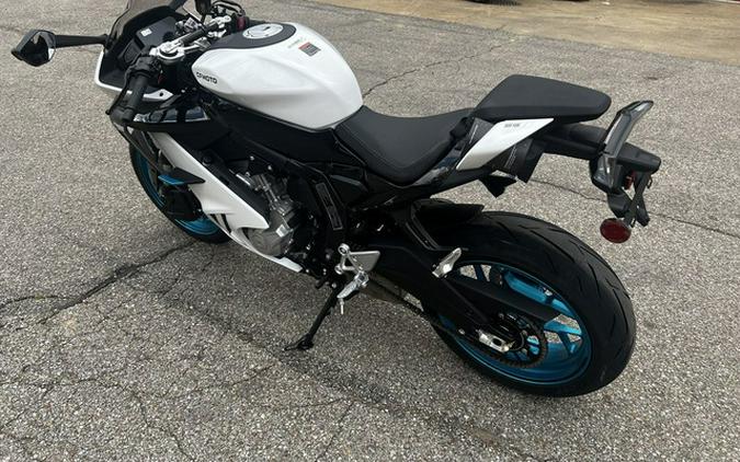 2025 CFMOTO 675SS