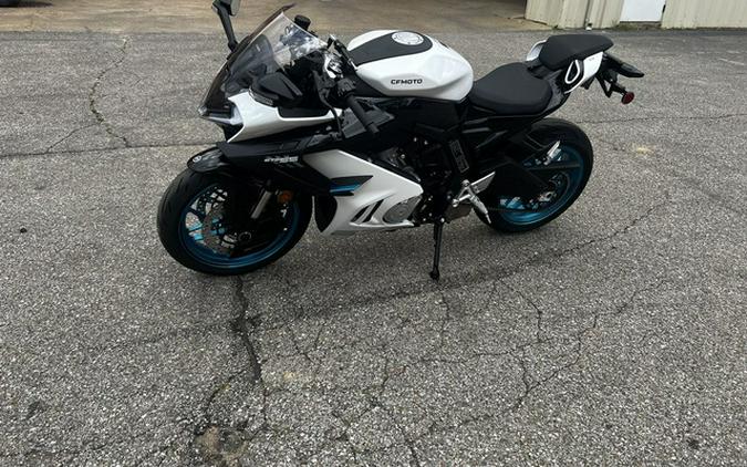 2025 CFMOTO 675SS