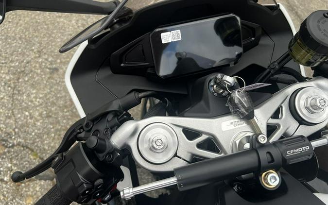 2025 CFMOTO 675SS