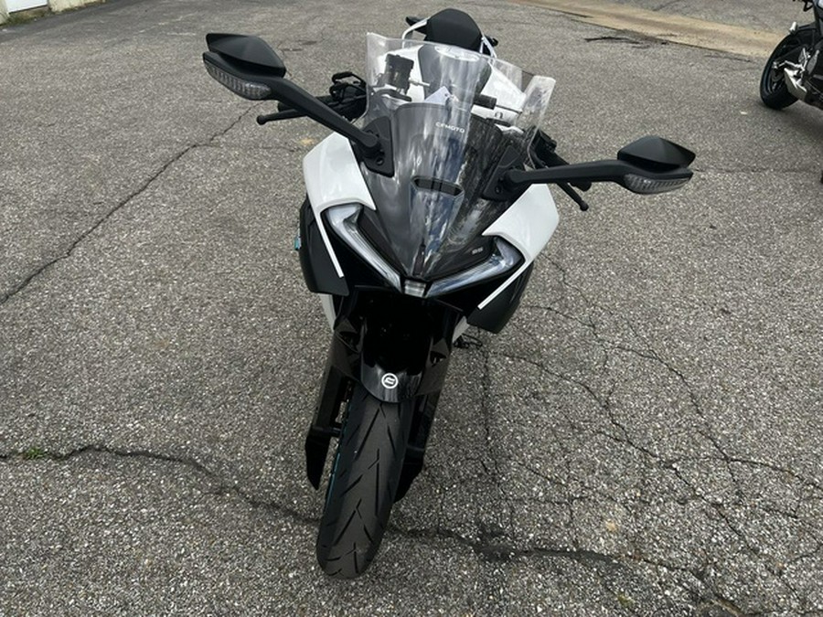 2025 CFMOTO 675SS
