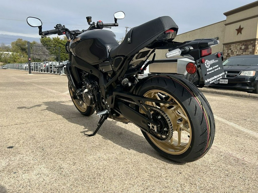 2025 Yamaha XSR 900