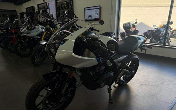 2026 Triumph Thruxton 400