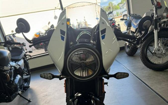 2026 Triumph Thruxton 400