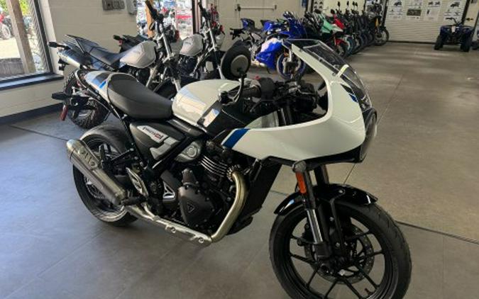 2026 Triumph Thruxton 400