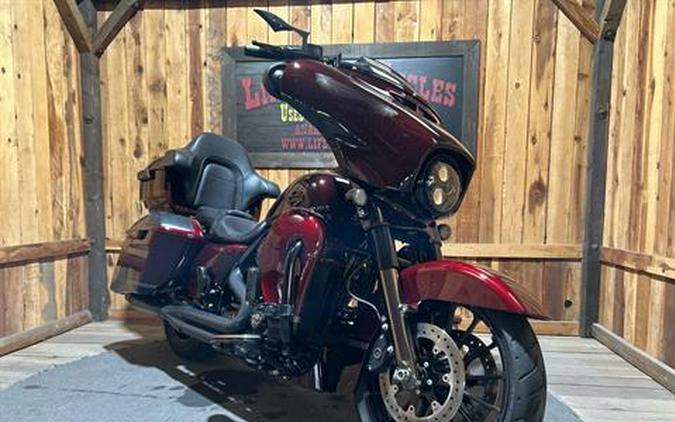 2019 Harley-Davidson CVO™ Street Glide®