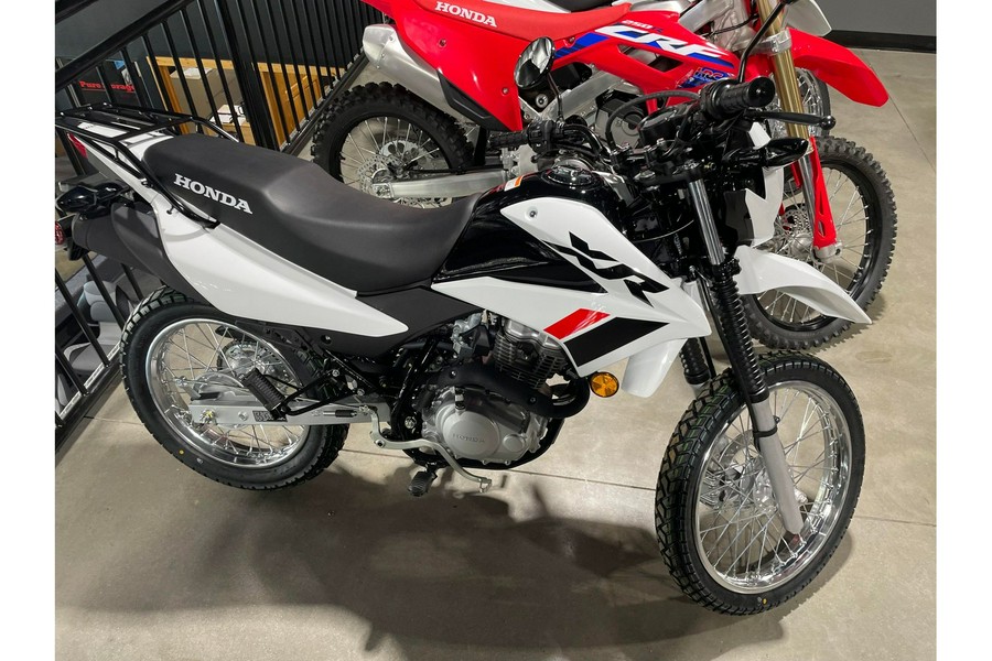 2024 Honda XR150LR WH 2024