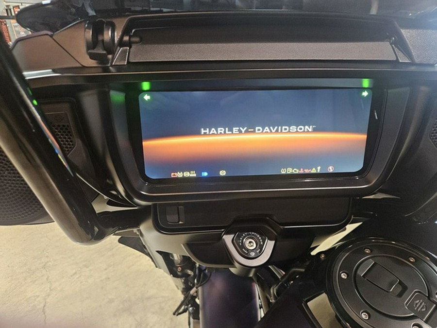 2025 Harley-Davidson FLHX - Street Glide