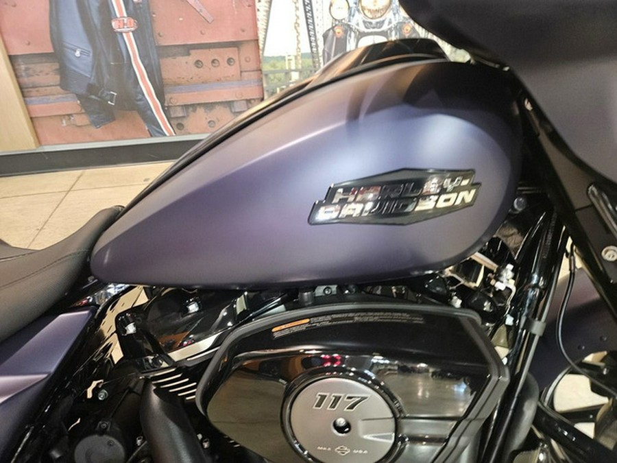 2025 Harley-Davidson FLHX - Street Glide