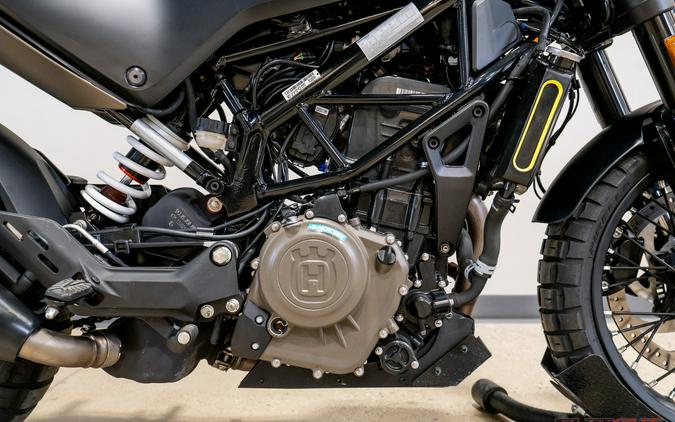 2023 SVARTPILEN 401 (SWEDISH for BLACK ARROW) - Husqvarna Motorcycles