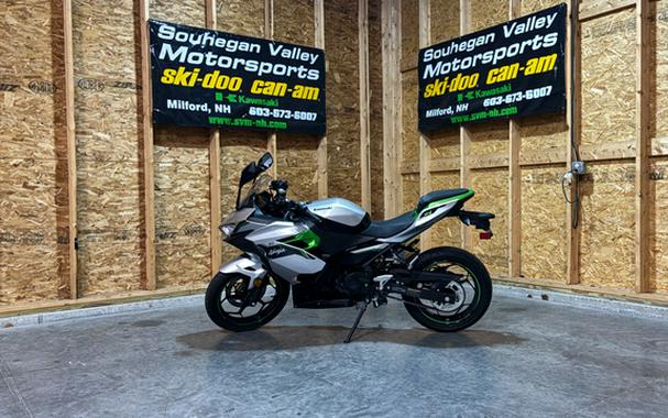 2024 Kawasaki NINJA E-1 ABS