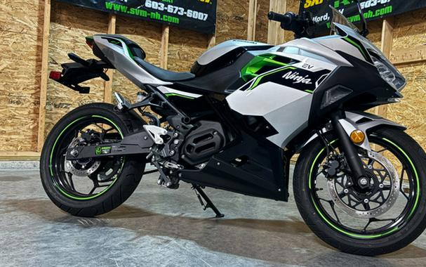 2024 Kawasaki NINJA E-1 ABS