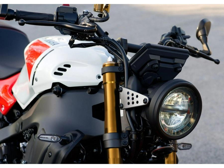2025 Yamaha XSR900