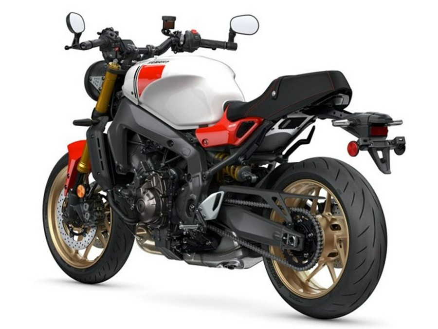 2025 Yamaha XSR900