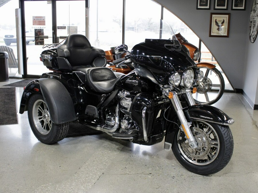 Used 2021 Harley-Davidson Tri Glide Ultra FLHTCUTG Trike For Sale In Columbus, OH