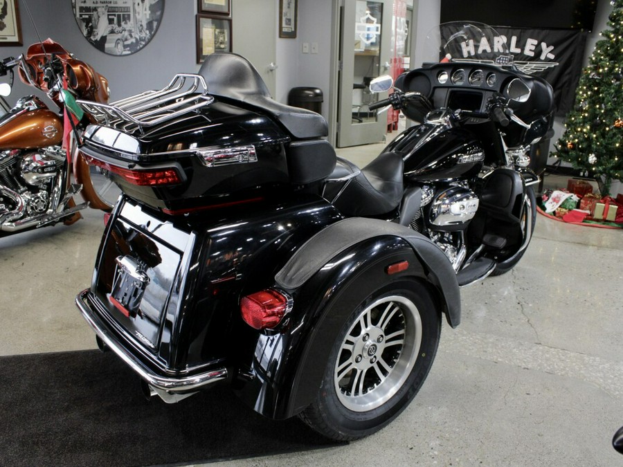 Used 2021 Harley-Davidson Tri Glide Ultra FLHTCUTG Trike For Sale In Columbus, OH