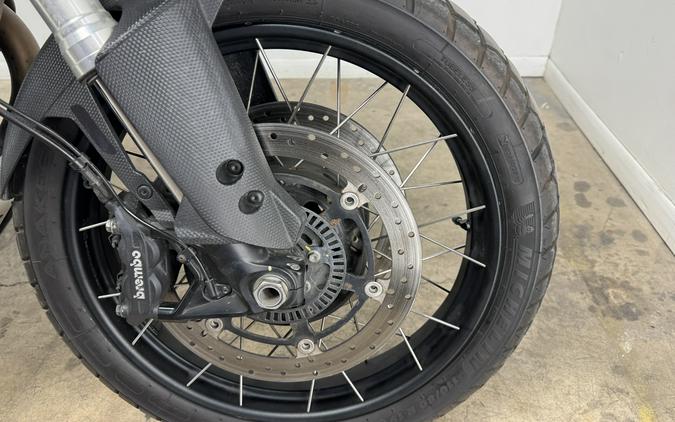 2021 Moto Guzzi V85 TT Travel 850 - 000099