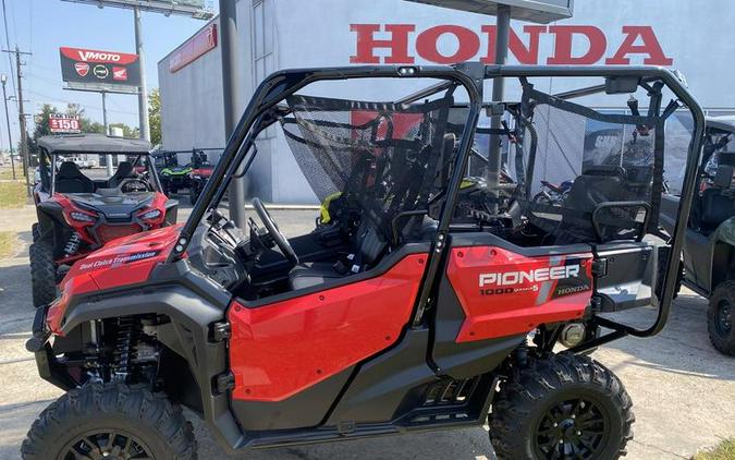 2023 Honda® Pioneer 1000-5 Deluxe