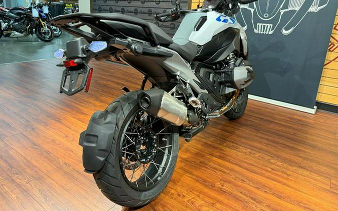 new 2024 BMW R 1300 GS