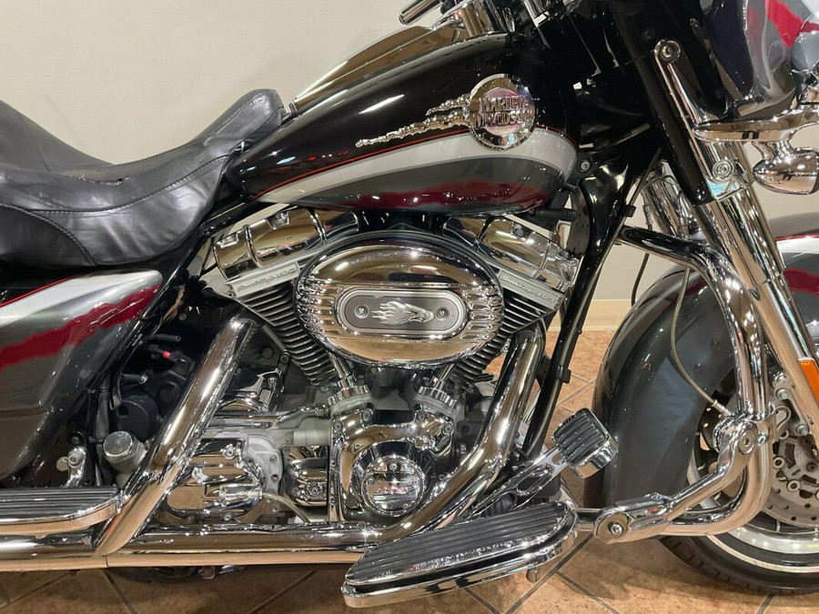 2006 Cvo Ultra Classic Electra Glide Crimson/Charcoal FLHTCUSE