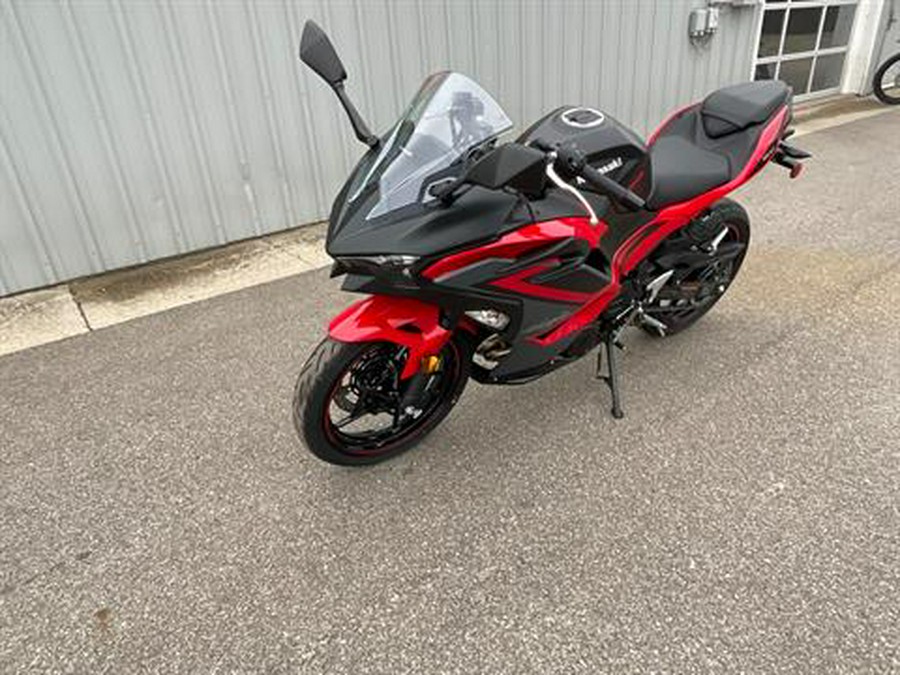 2025 Kawasaki Ninja 500 ABS