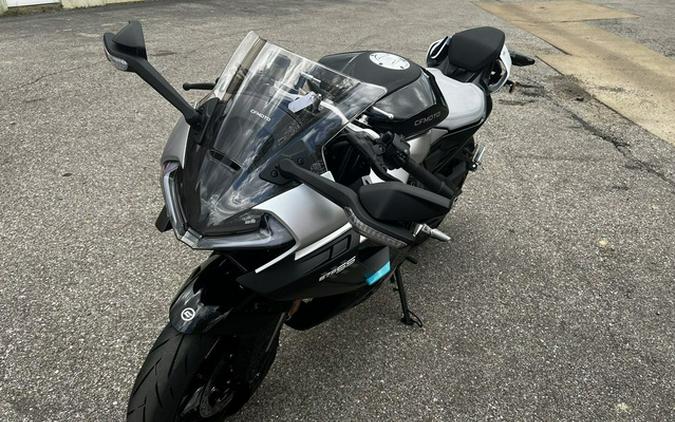 2025 CFMOTO 675SS
