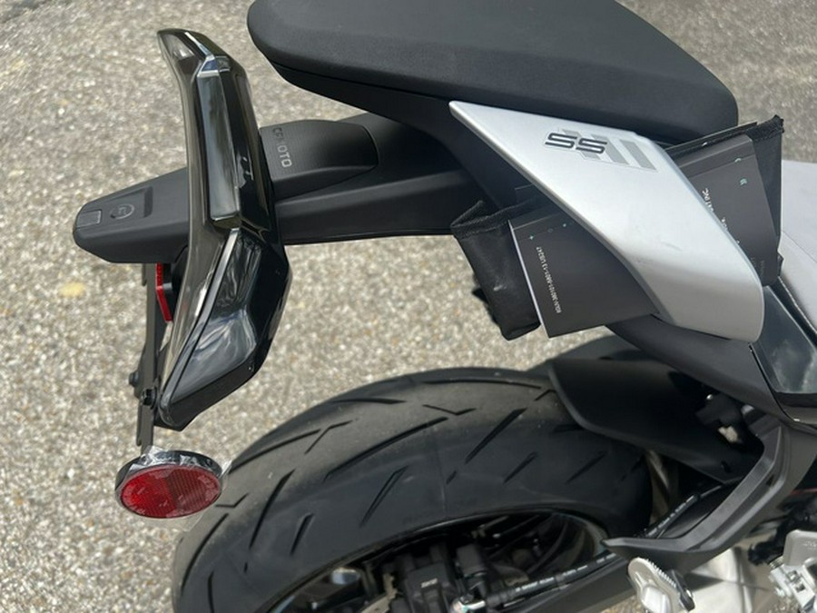 2025 CFMOTO 675SS
