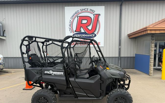 2026 Honda Pioneer 700-4 Deluxe