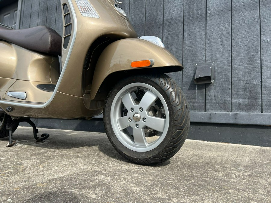 2013 Vespa GTS 300 i.e.