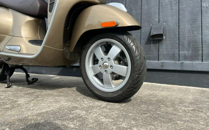2013 Vespa GTS 300 i.e.
