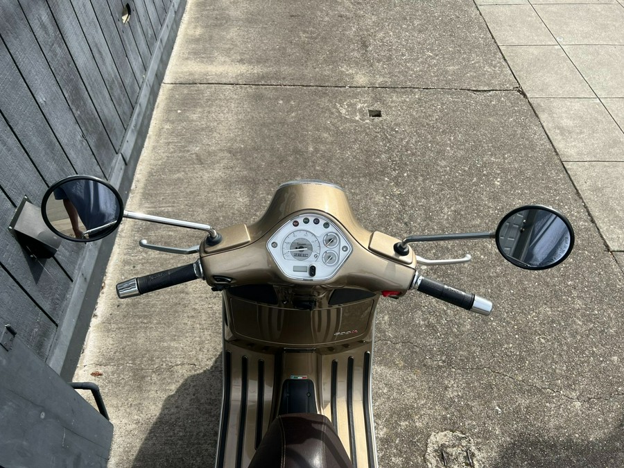 2013 Vespa GTS 300 i.e.