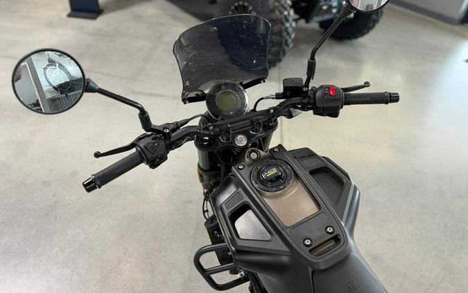 2023 Husqvarna SVARTPILEN