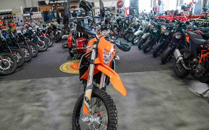 2024 KTM 690 Enduro R