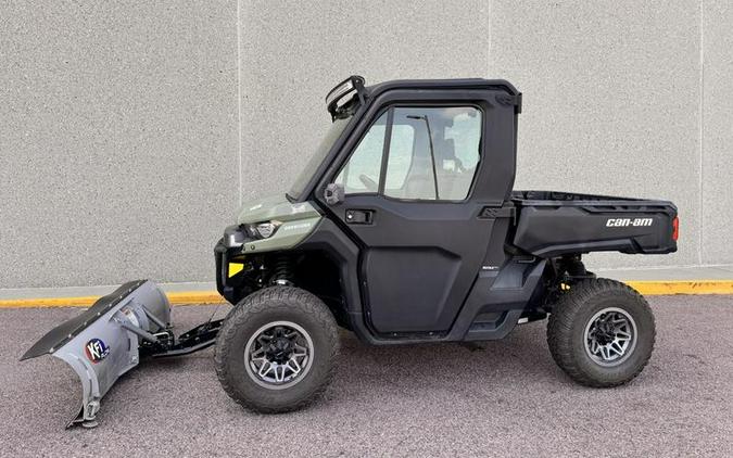 2021 Can-Am® Defender DPS CAB HD8