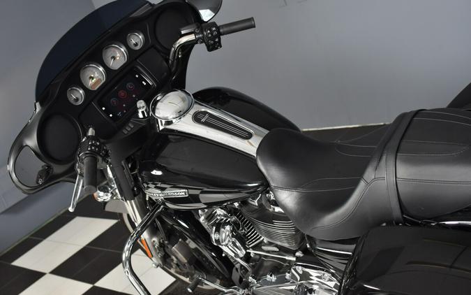 2022 Harley-Davidson Street Glide
